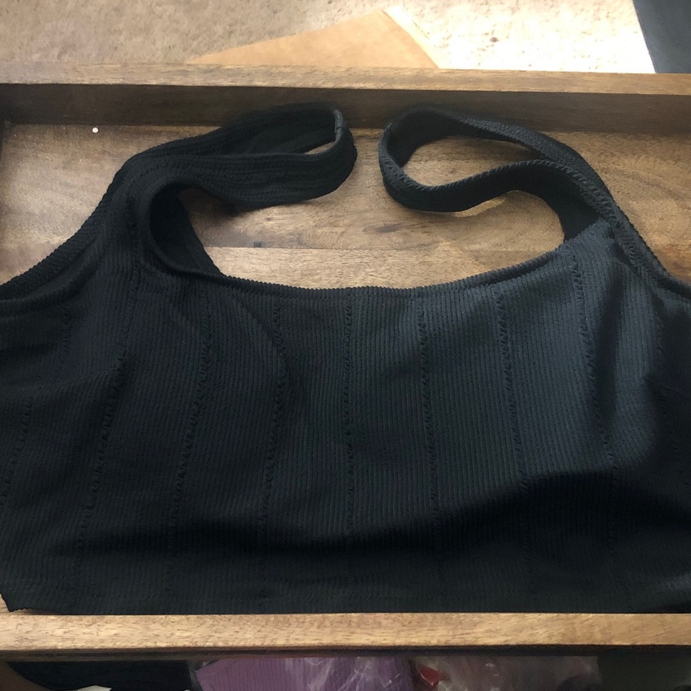 Black Ribbed Women's swim 🏊🏿‍♀️ top 🔝